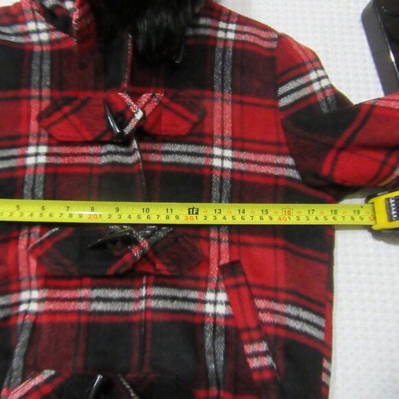 FIRM PRICE  Red Plaid Coat  Size Medium- Bomber Style- Like New - Picture 5 of 15